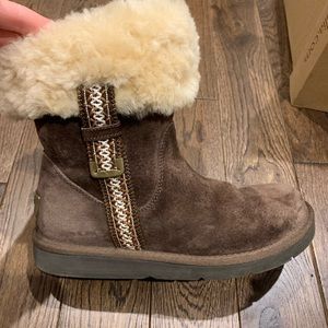 Ugg Boots with side design in Espresso